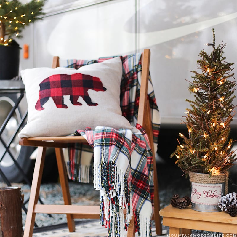 Cozy Cabin-Inspired Christmas in the Camper | MountainModernLife.com