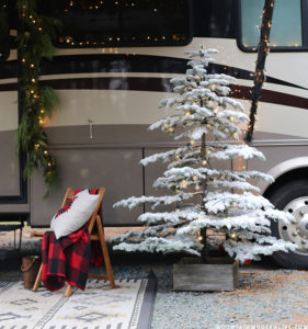 Flocked Christmas Tree using Sno-Flock