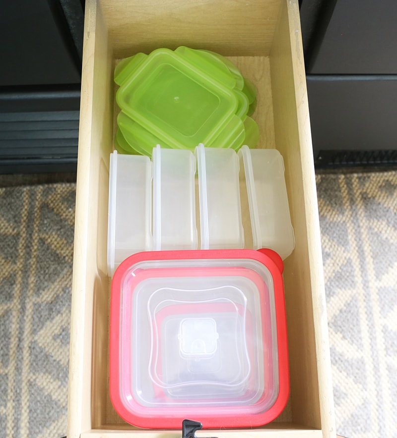 Looking for ways to maximize the space in your RV? Here are some tips for Organizing a Tiny Kitchen! MountainModernLife.com