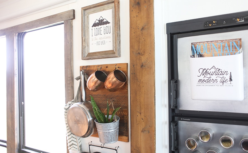 Looking for ways to maximize the space in your RV? Here are some tips for Organizing a Tiny Kitchen! MountainModernLife.com