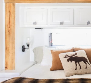 Is your bed full of toxins? You'd be surprised at the number of chemicals found in most pillows. Here are 8 eco-friendly pillows for healthier sleep | MountainModernLife.com