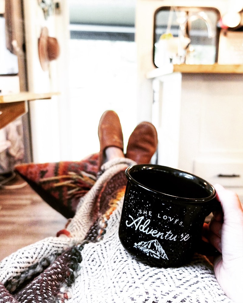 (Camper) Design Vibes Featuring ThoseByrneGirls: See how a family of 6 travels in this bohemian-inspired Camper! MountainModernLife.com