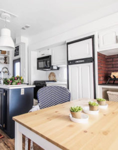 Camper Tour: See how @RVFixerUpper transforms drab 5th wheels into stylish tiny homes! MountainModernLife.com #rvrenovation #campertour