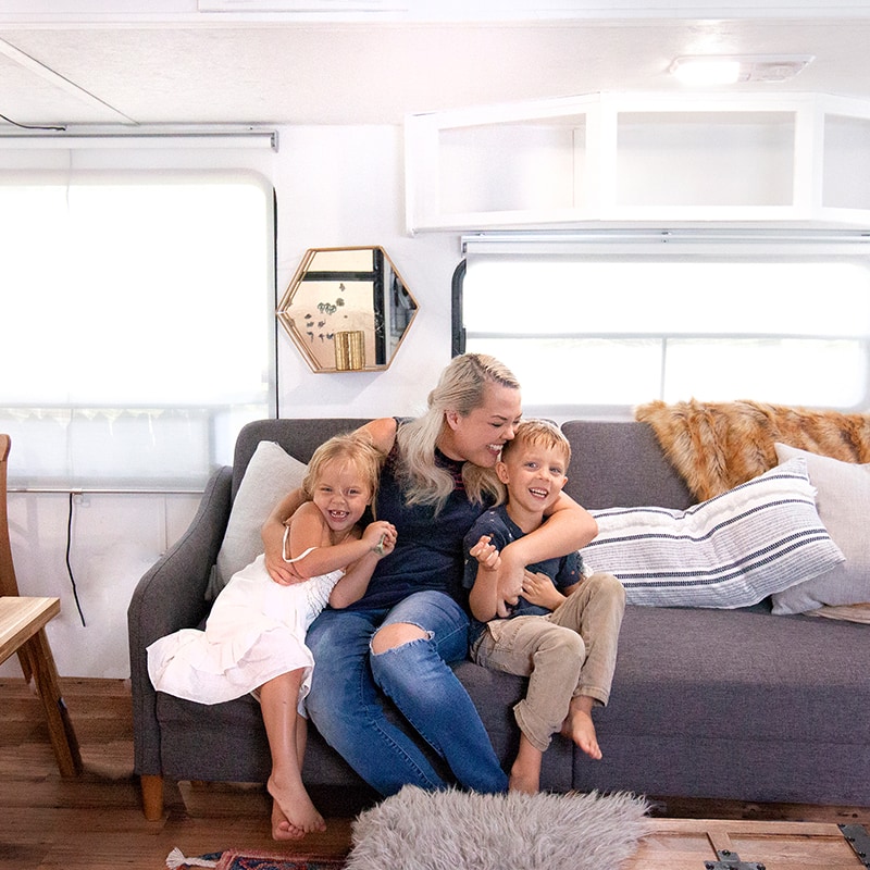 (Camper) Design Vibes Featuring LovetheTinyLife -See how a family of 3 lives in this renovated travel trailer!