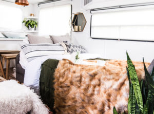 (Camper) Design Vibes Featuring LovetheTinyLife -See how a family of 3 lives in this renovated travel trailer!