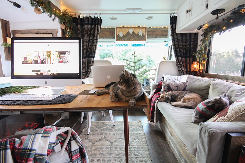 See how these tiny home dwellers decorated for the holidays in this cozy RV Christmas Tour #mycamperchristmas #RVtour