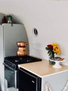 Camper Tour: Meet Magdalene the Airstream (for sale!), a vintage trailer renovated by Steady Streamin&rsquo; Cashios! | Featured on MountainModernLife.com