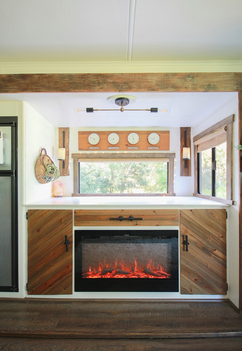 DIY 2-Light Sputnik Chandelier - See how easy it is to create and customize this mid-century modern light fixture! MountainModernLife.com