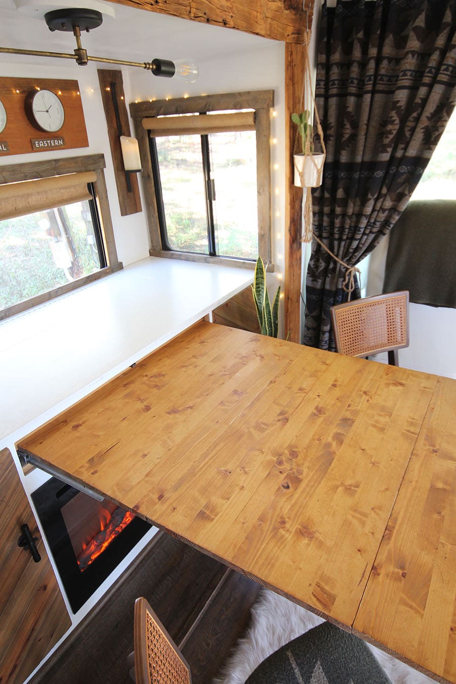 DIY expandable table inside RV