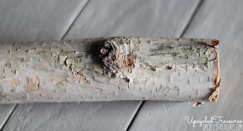 How to Make a Rustic Ring Box out of a birch branch, perfect for a woodland inspired wedding! Plus FREE Wedding Design printable. MountainModernLife.com How to Make a Rustic Ring Box out of a birch branch, perfect for a woodland inspired wedding! Plus FREE Wedding Design printable. MountainModernLife.com