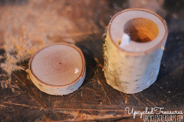 How to Make a Rustic Ring Box out of a birch branch, perfect for a woodland inspired wedding! Plus FREE Wedding Design printable. MountainModernLife.com How to Make a Rustic Ring Box out of a birch branch, perfect for a woodland inspired wedding! Plus FREE Wedding Design printable. MountainModernLife.com