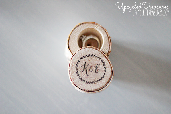 How to Make a Rustic Ring Box out of a birch branch, perfect for a woodland inspired wedding! Plus FREE Wedding Design printable. MountainModernLife.com How to Make a Rustic Ring Box out of a birch branch, perfect for a woodland inspired wedding! Plus FREE Wedding Design printable. MountainModernLife.com