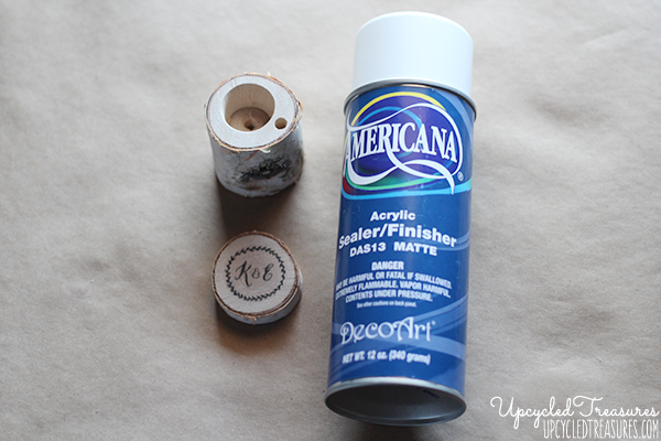 How to Make a Rustic Ring Box out of a birch branch, perfect for a woodland inspired wedding! Plus FREE Wedding Design printable. MountainModernLife.com How to Make a Rustic Ring Box out of a birch branch, perfect for a woodland inspired wedding! Plus FREE Wedding Design printable. MountainModernLife.com