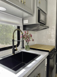 5th wheel kitchen renovation