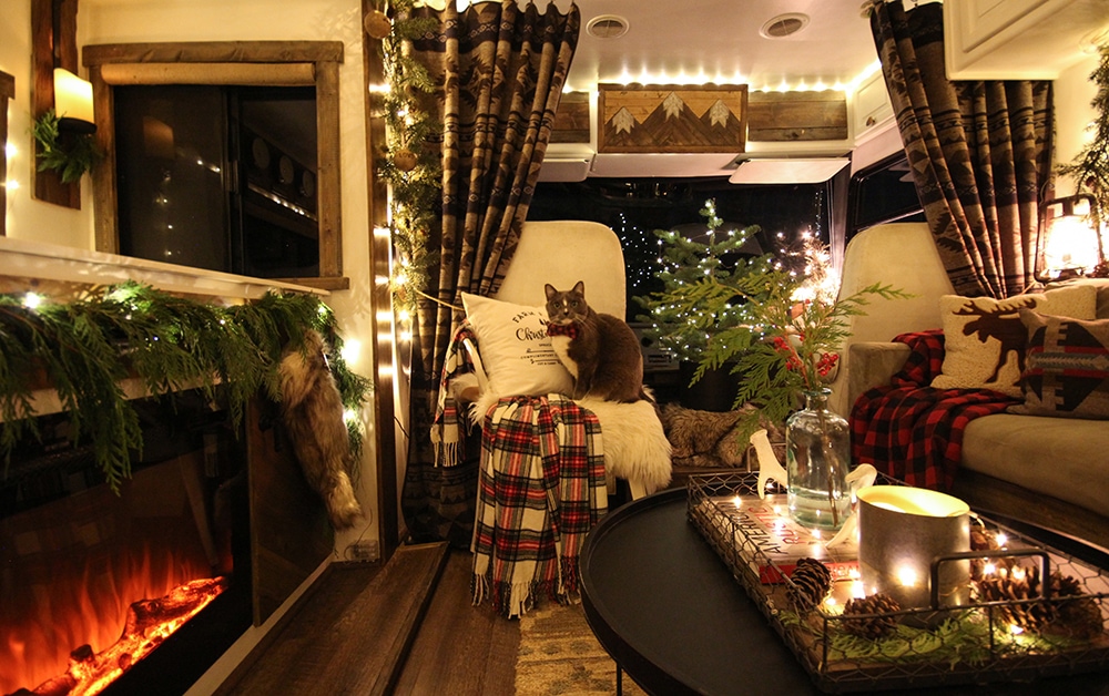 motorhome Christmas decor